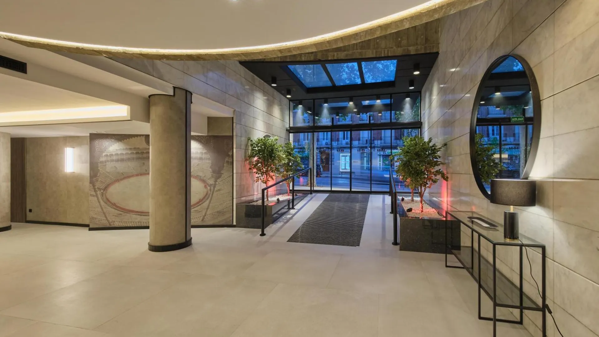 1881 Madrid Ventas Hotel